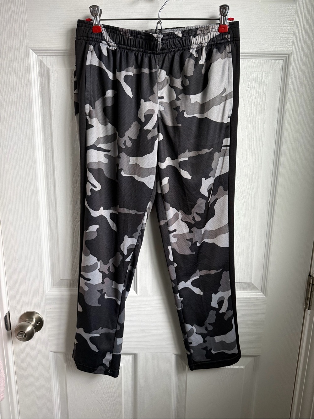 Athletic Works Boys Black & Gray Camo Joggers